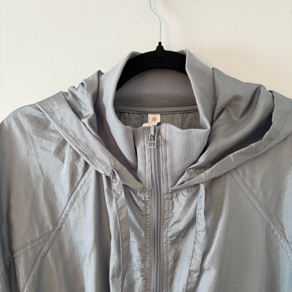 Daily Practice Lightweight Drawstring Jacket Pock… - image 4